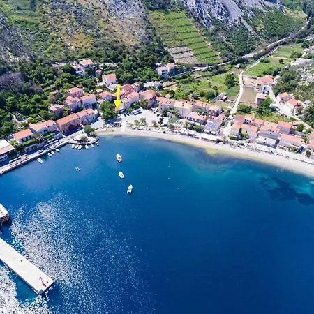 Happy * Trstenik (Dubrovnik-Neretva)